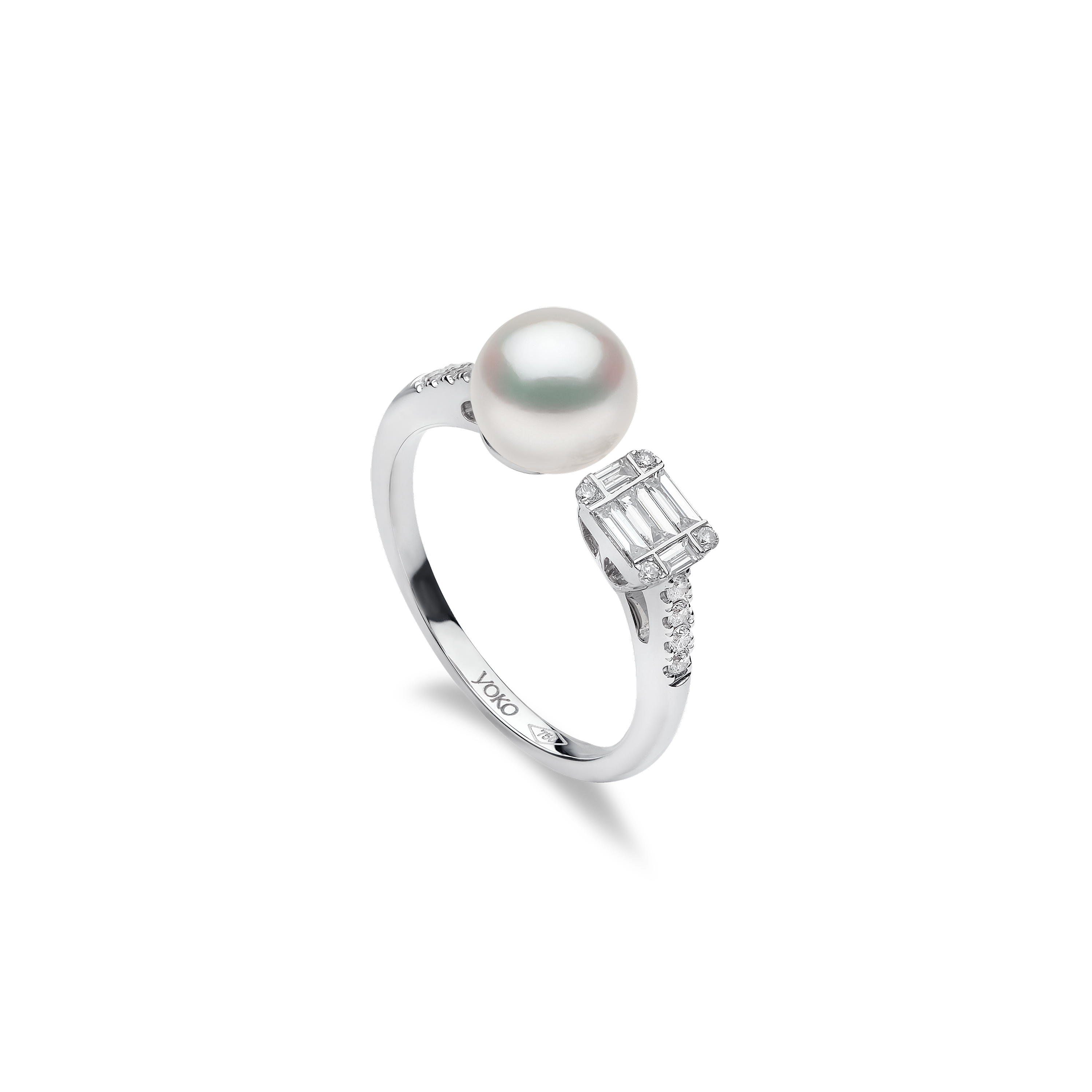 Yoko London Starlight Horizon մատանի՝ 18 կարատ սպիտակ ոսկուց, ճապոնական Akoya մարգարիտով և ադամանդներով։ Ռեֆերենս՝ QYR2291-7X-L։ L’Orange Gold, Երևան։