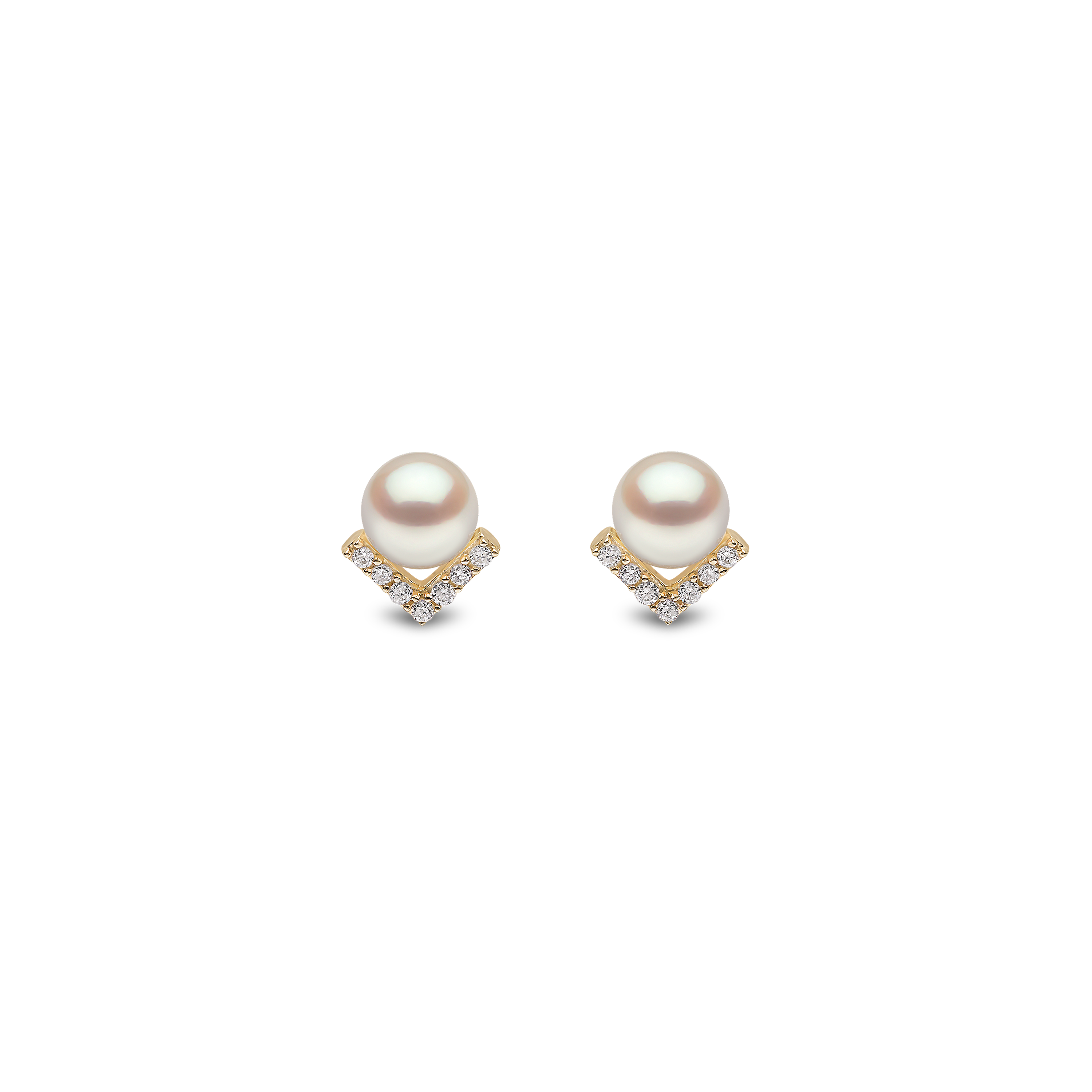 Yoko London V-образные серьги-пусеты Trend из желтого золота 18 карат с пресноводным жемчугом и бриллиантами. Референс TEM0220-6F.