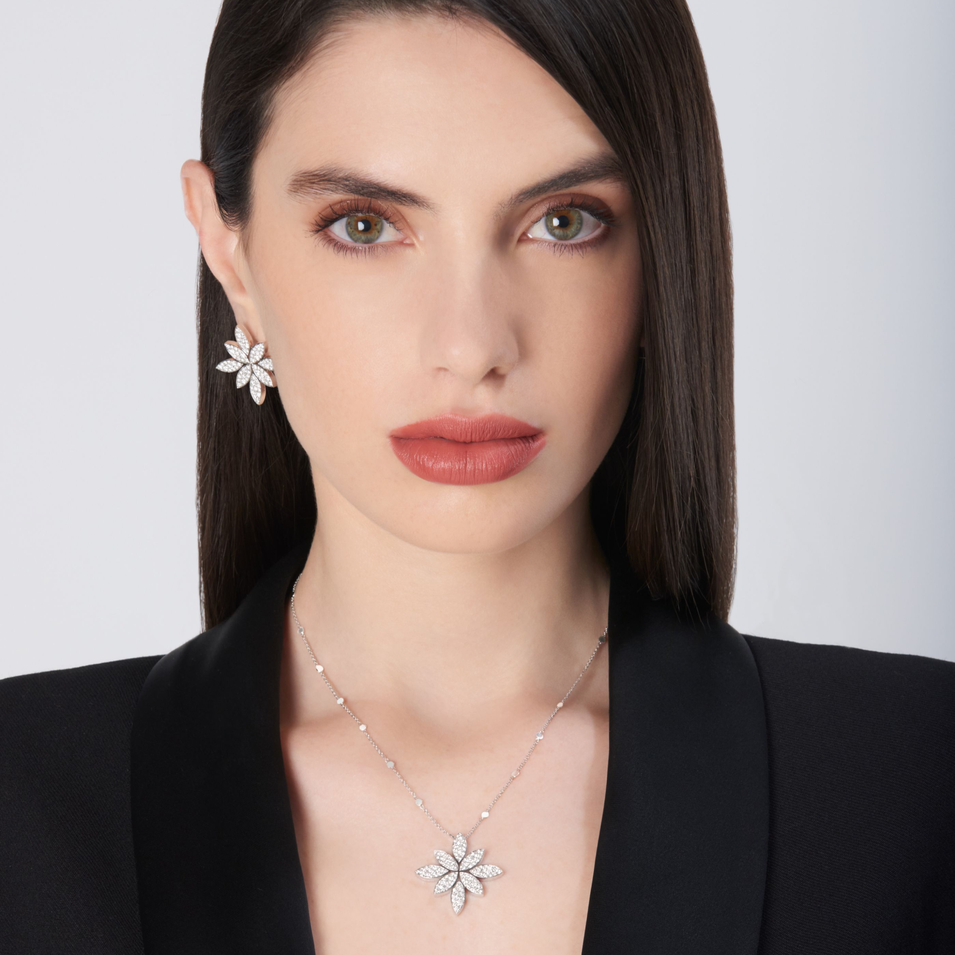 Колье Ghirlanda Luce Di Loto