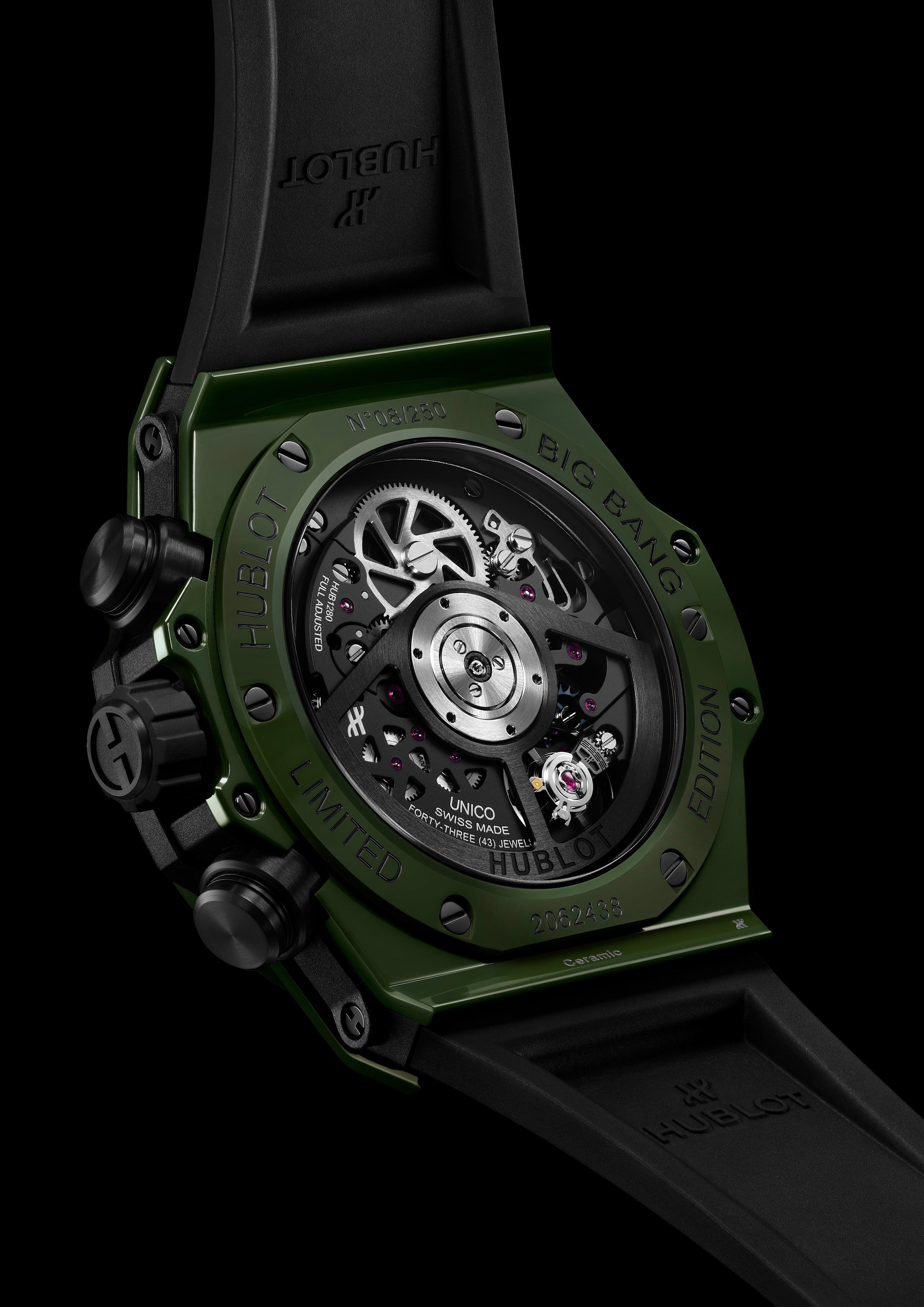 Часы Big Bang Unico Dark Green Ceramic
