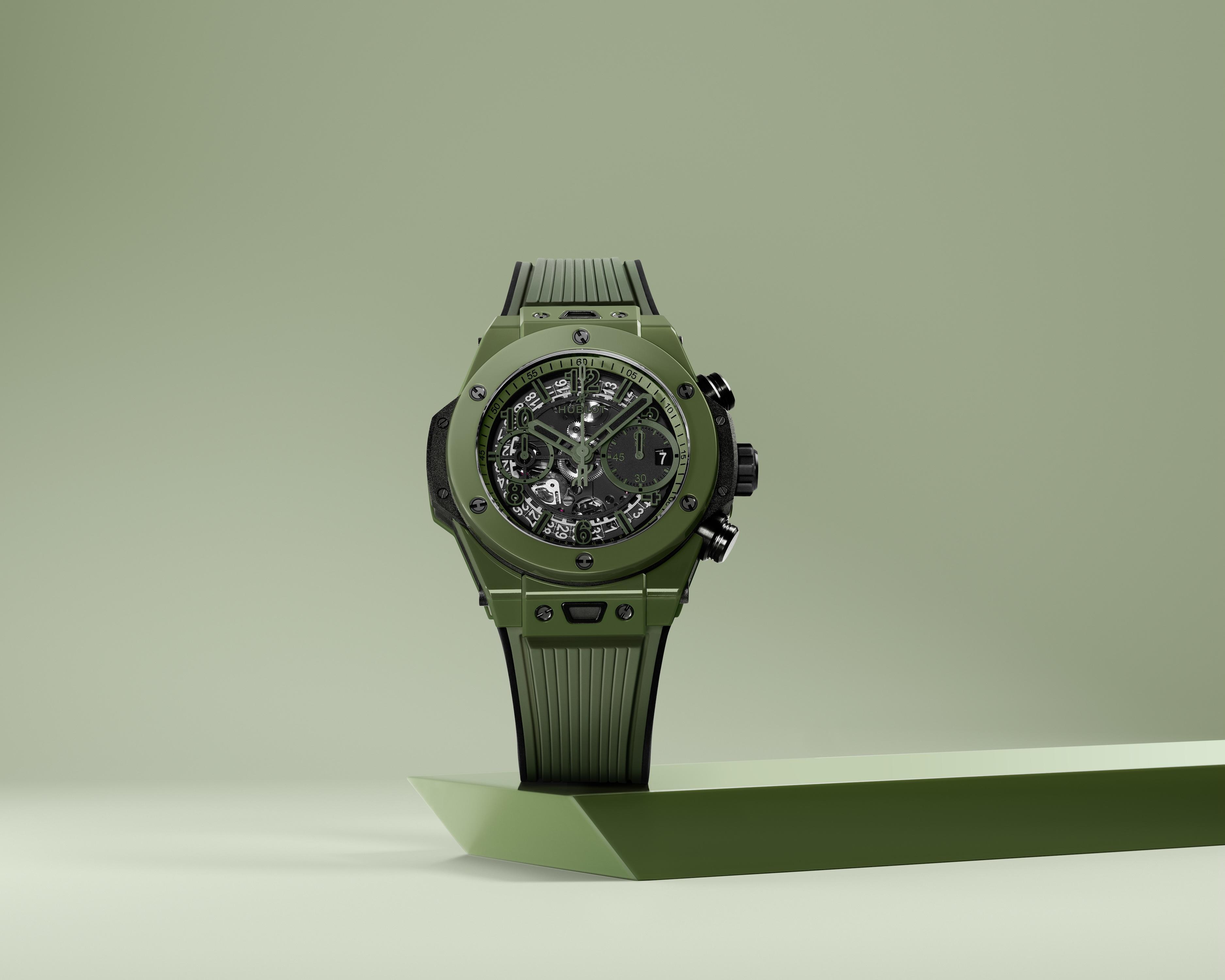 Часы Big Bang Unico Dark Green Ceramic