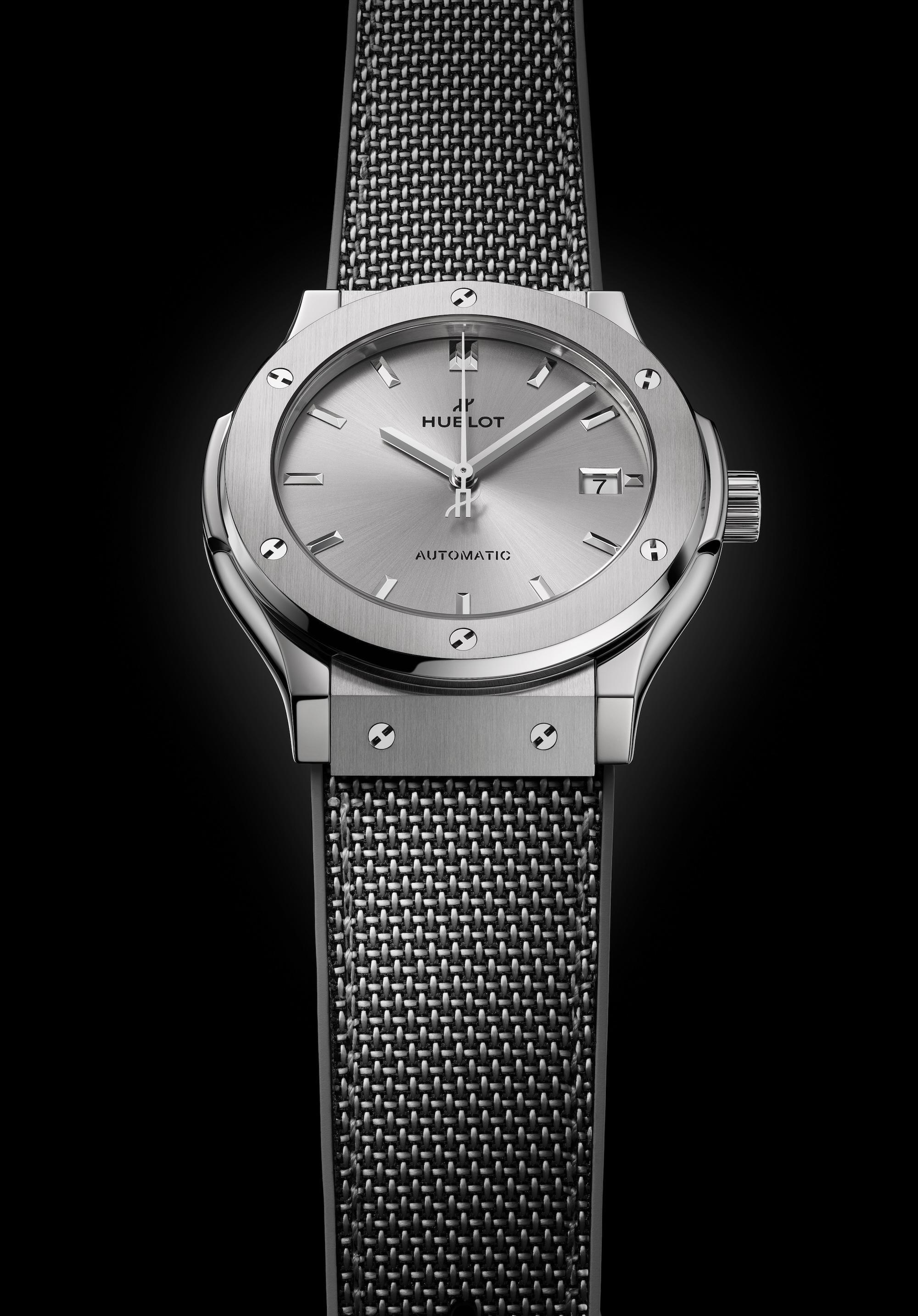 Часы Classic Fusion Essential Grey