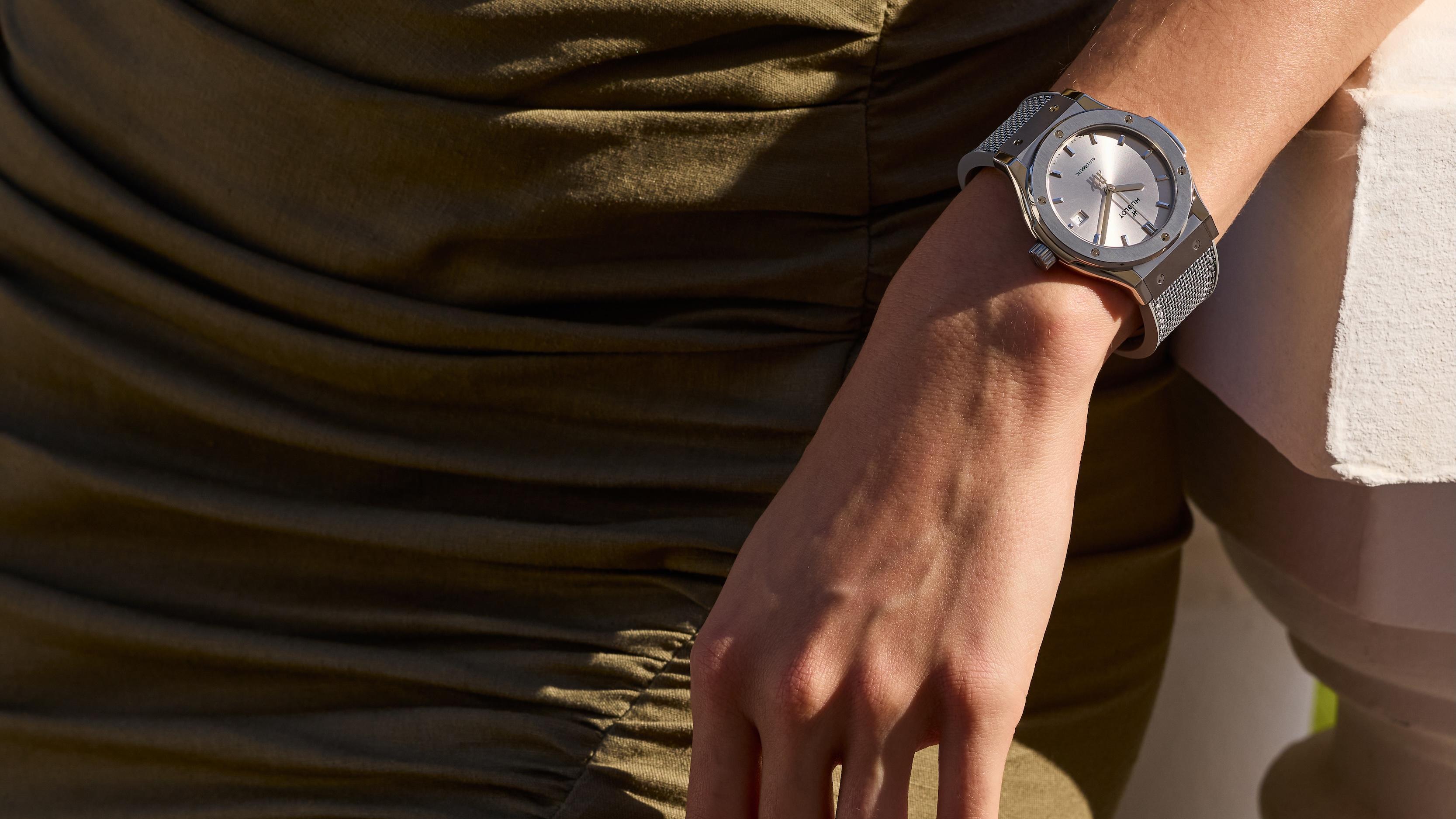 Часы Classic Fusion Essential Grey
