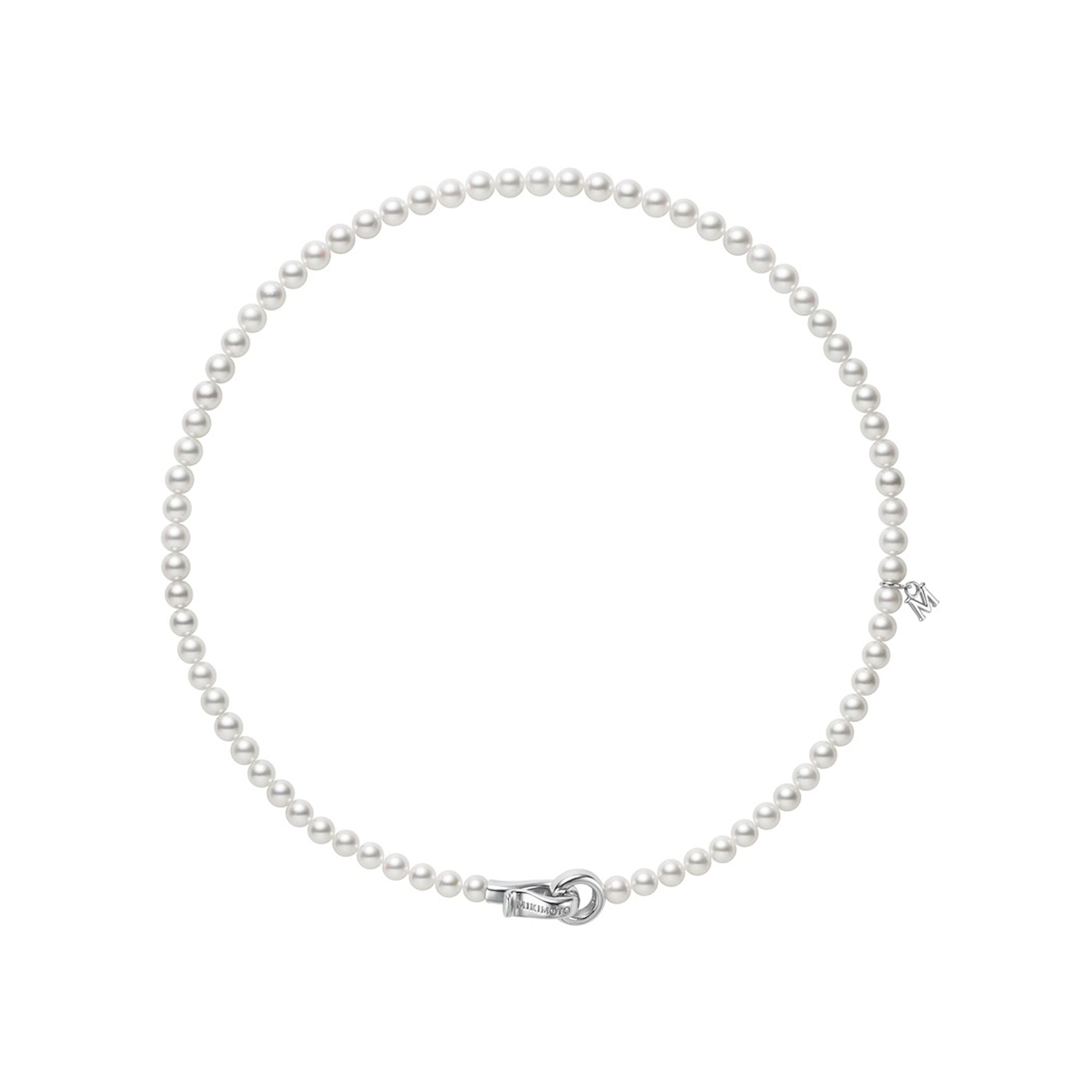 Колье Mikimoto с культивированным жемчугом Акоя и застёжкой из белого золота 18 карат. Референс MZQ10099AXXW.