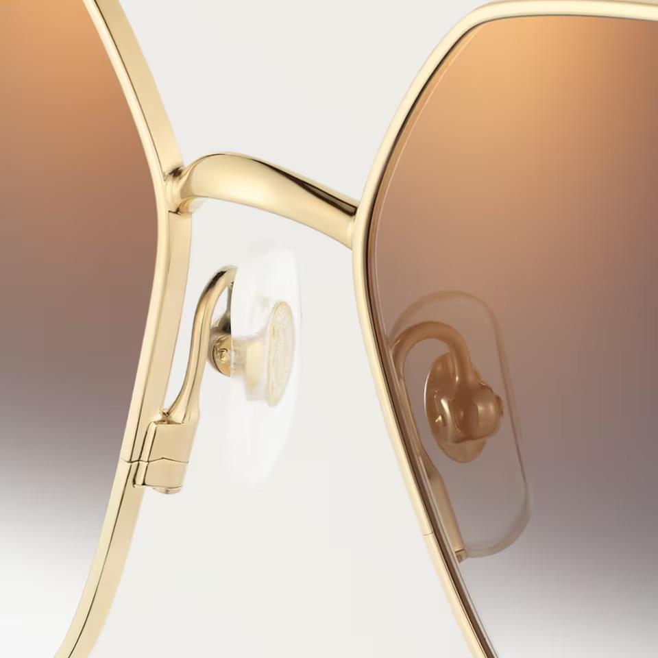 Cartier CRESW00786 արևային ակնոց ոսկեգույն մետաղական շրջանակով և մոխրագույն գրադիենտ ոսպնյակներով, 56 մմ